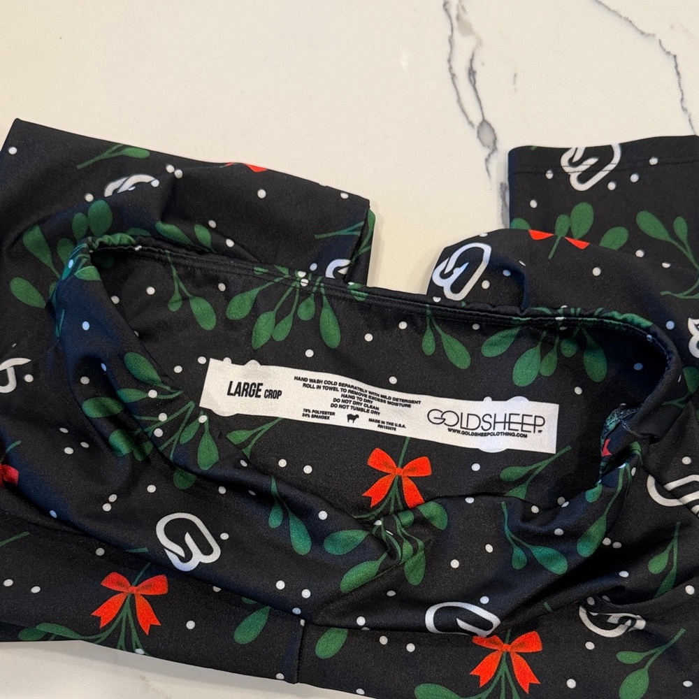 Goldsheep Festive Black Leggings with Red and Green Accents (cyclebar)